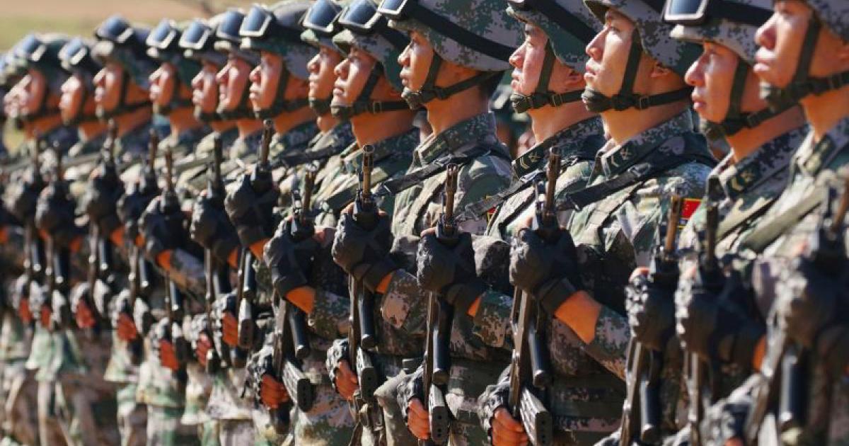 中国解放军“远箱火”实弹射击画面曝 射程400公里可对台覆盖式打击