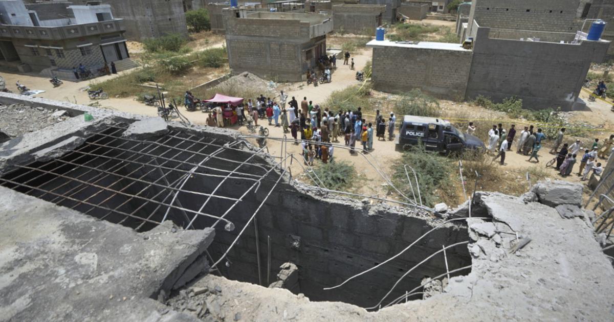 【印巴冲突】拉合尔爆炸·无人机来袭 巴基斯坦三大城市机场关闭