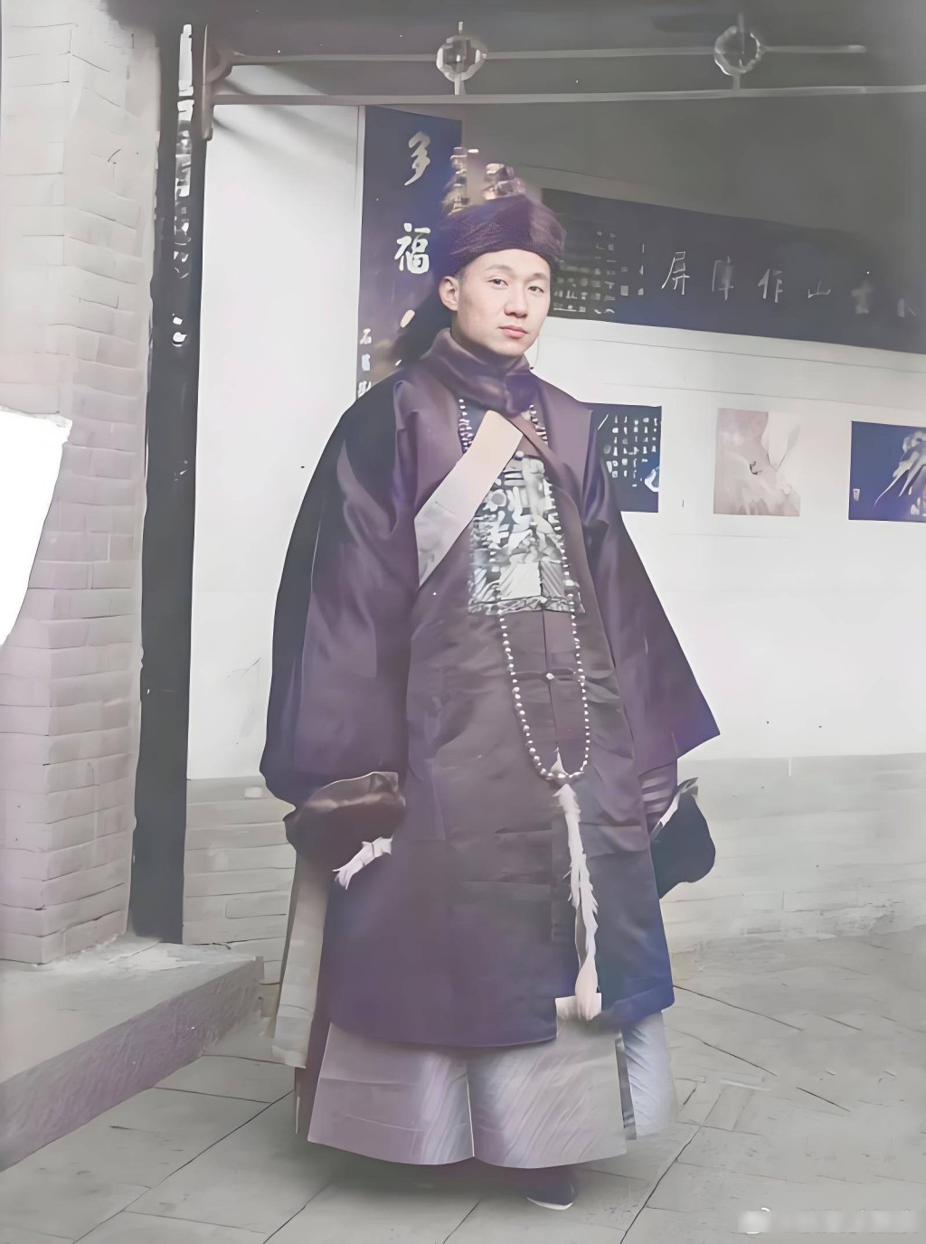 奇闻秘史｜民国二世祖孔令侃风流一生　搞完不伦恋再搭交际花