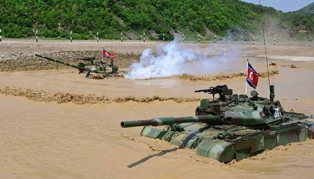 原创 朝鲜陆军，天马216坦克，对比中国99A式，到底有多强悍？