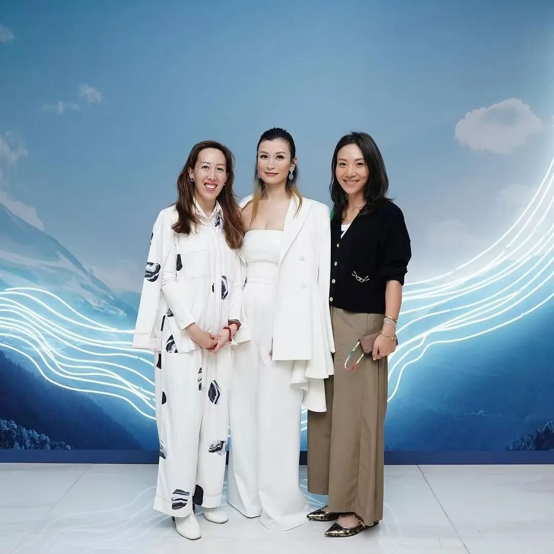 香港名媛圈没她撑不起来，郭晶晶也要给面子的豪门儿媳冯余慕庄，到底是什么样的女人？