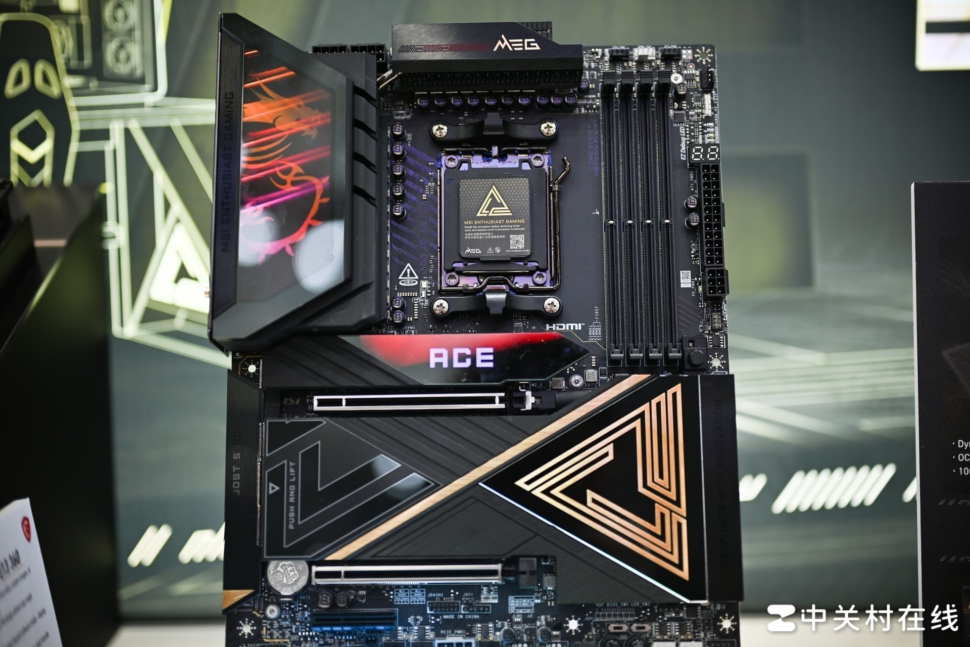 战神回归 微星MEG X870E ACE主板亮相COMPUTEX 2025电脑展