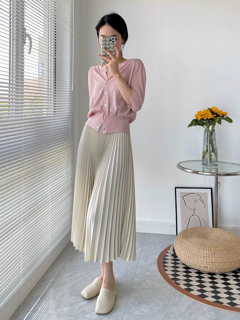 夏天的百褶裙，这样穿才真的美