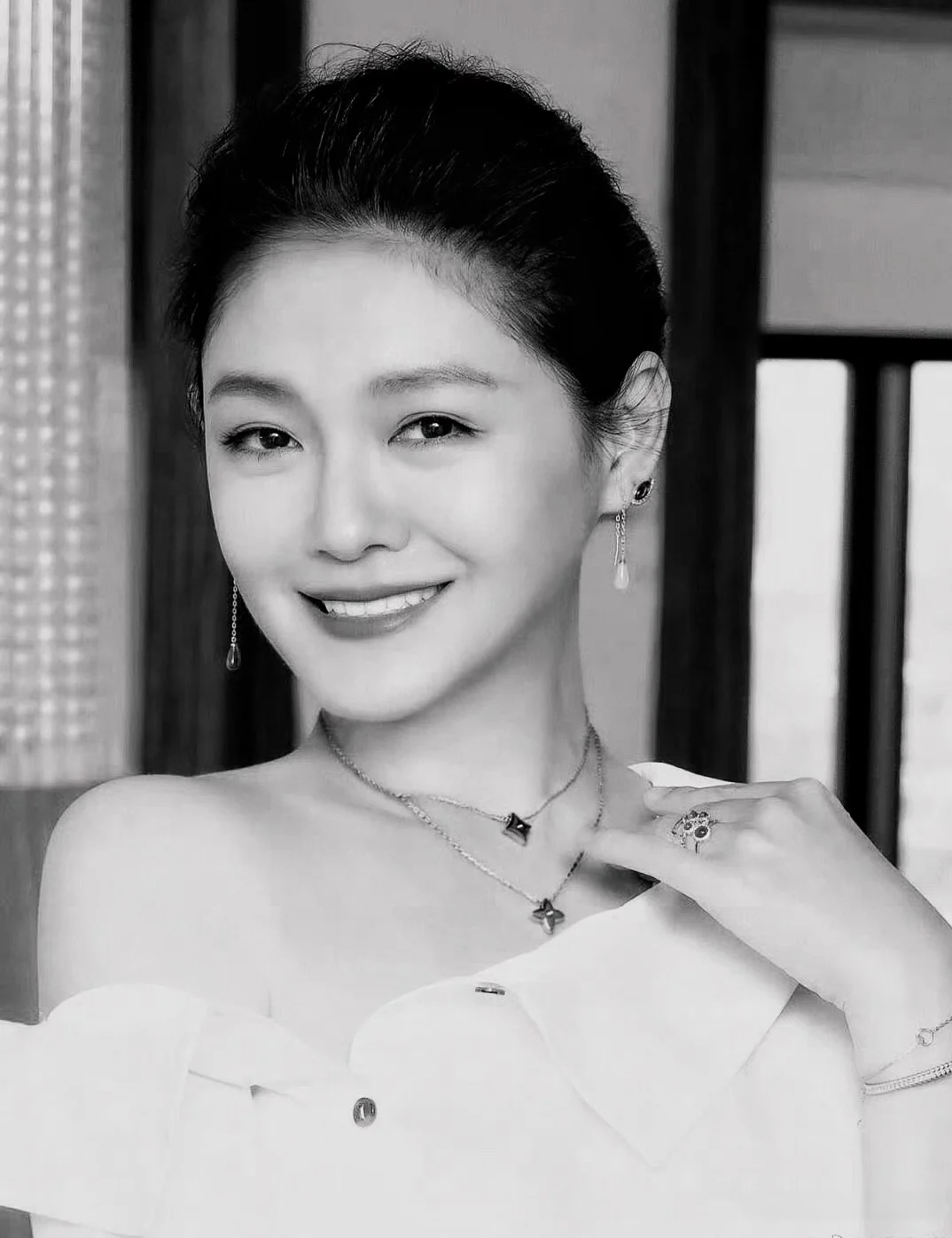 台媒曝大S火化细节，穿着最舒服的衣服化成仙，生前旧爱仔仔悼念