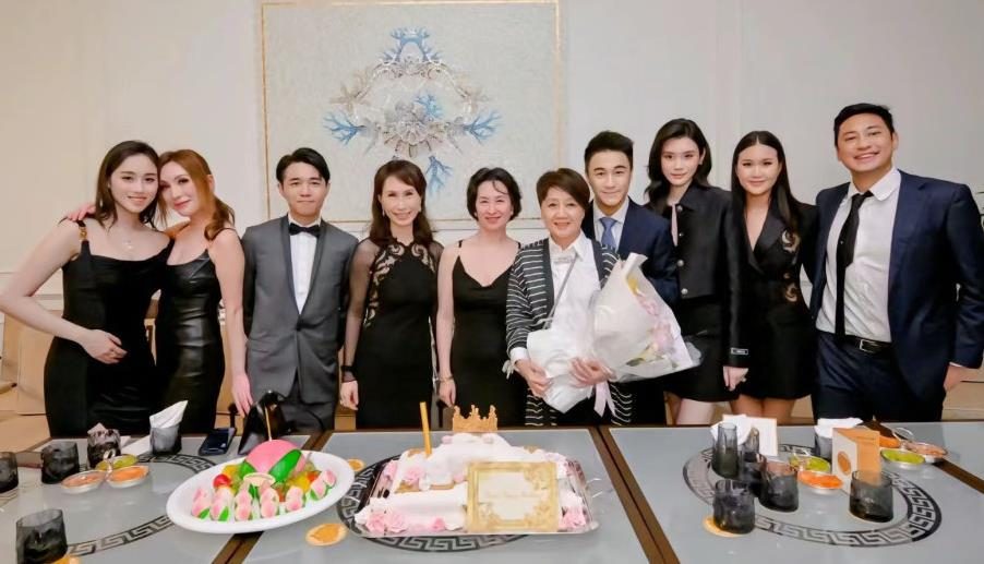 何超贤手握父亲何鸿燊18亿大宅，与妹妹何超雄成为敌人