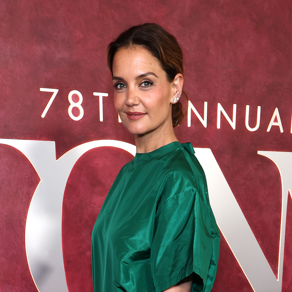 Tony Awards 2025: Katie Holmes Wows During Rare Red Carpet Appearance 