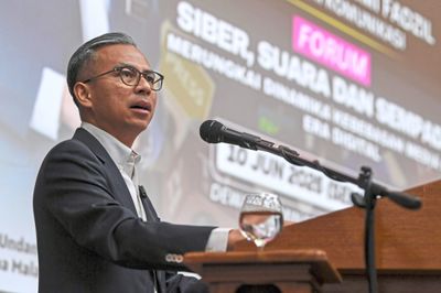 Fahmi: Tread carefully with Gerik crash online content