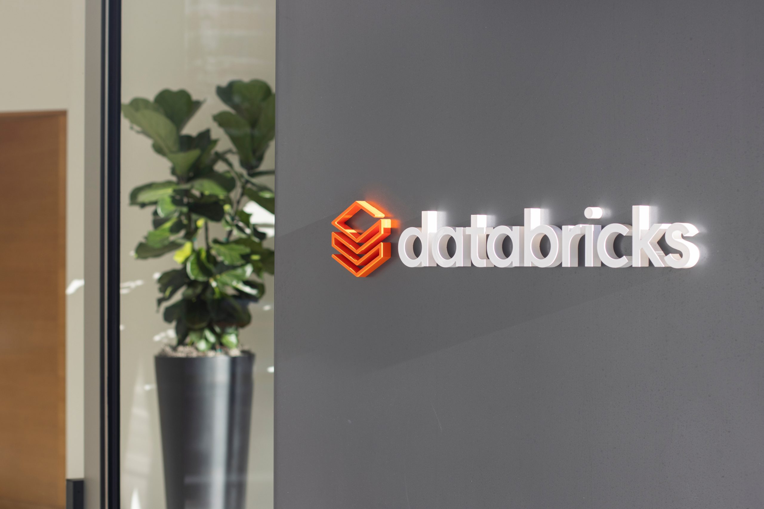 Databricks to hit $3.7b annualized revenue by July 2025