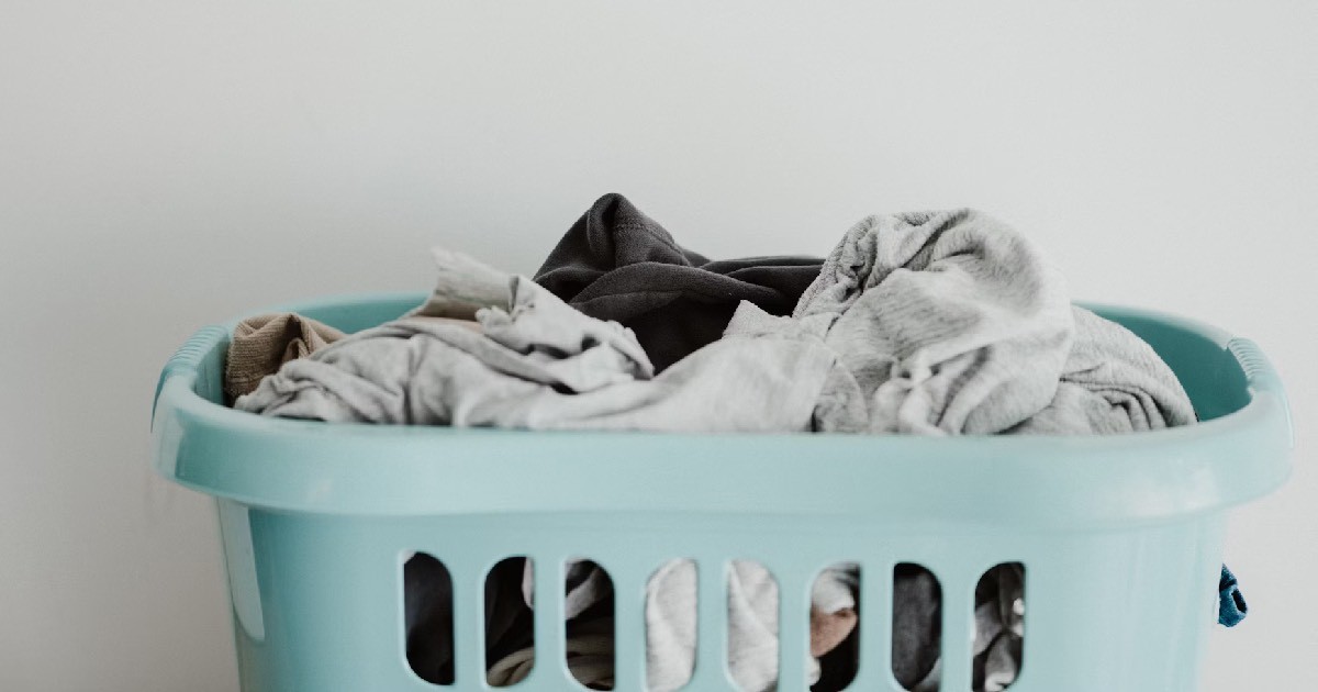 Laundry services in Singapore: Price comparison of 8 affordable laundromats (2025)