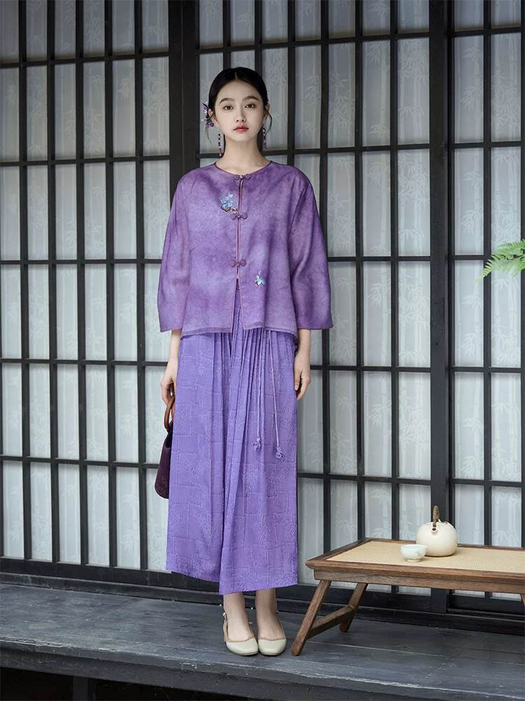 今夏一定要试试“浅口鞋”，显腿长不说，还高级显气质