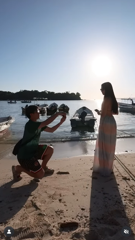 浪漫の背后有惊喜！大马网红「K佬」⚡上传『求婚影片』？女友Michie Lam反应大曝光！