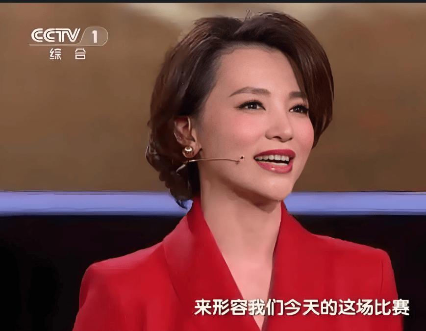 原创 央视主持人大赛选手不是焦点，邹韵取代董卿龙洋王嘉宁主持引热议