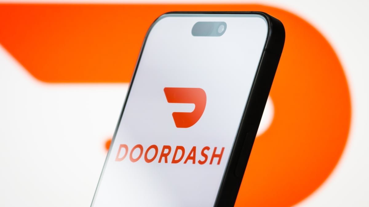 $100 DoorDash gift cards are on sale for just $85 at Target
