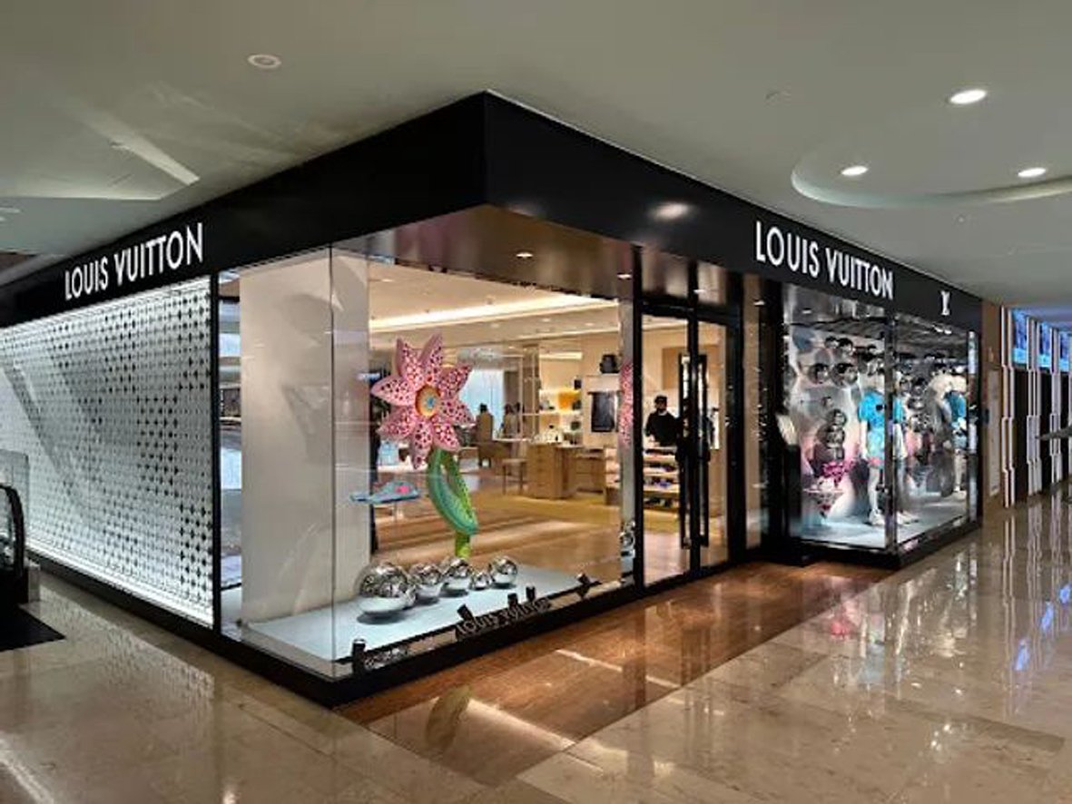 LV在南京开设全球首家美妆店 一支口红要价逾700令吉