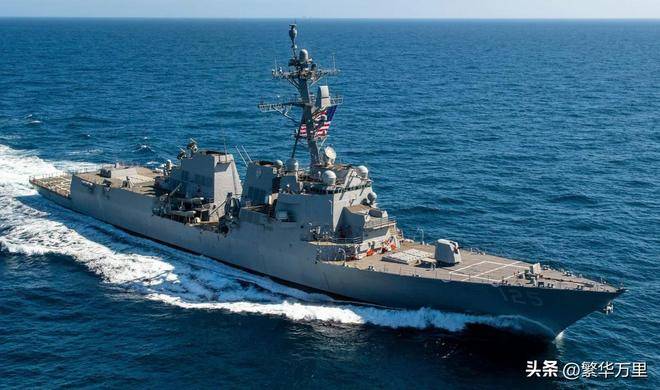 原创 燃烧12个小时，美国船坞登陆舰，单价23亿美元，又废了一艘？