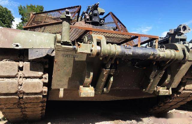 原创 M1150 ABV：美国装甲扫雷车概览