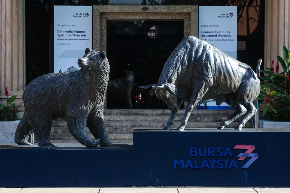Bursa Malaysia tracks Wall Street gains, KLCI rises 3.86 points