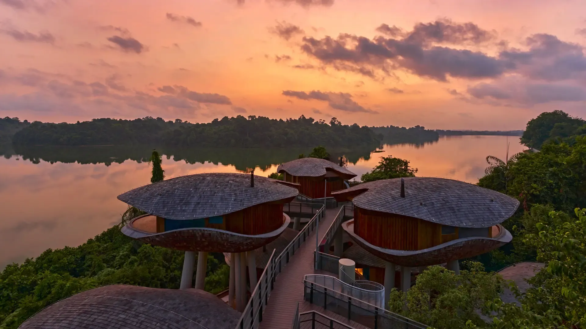This Singapore resort was just named one of the world’s top 10 hotels – guess which