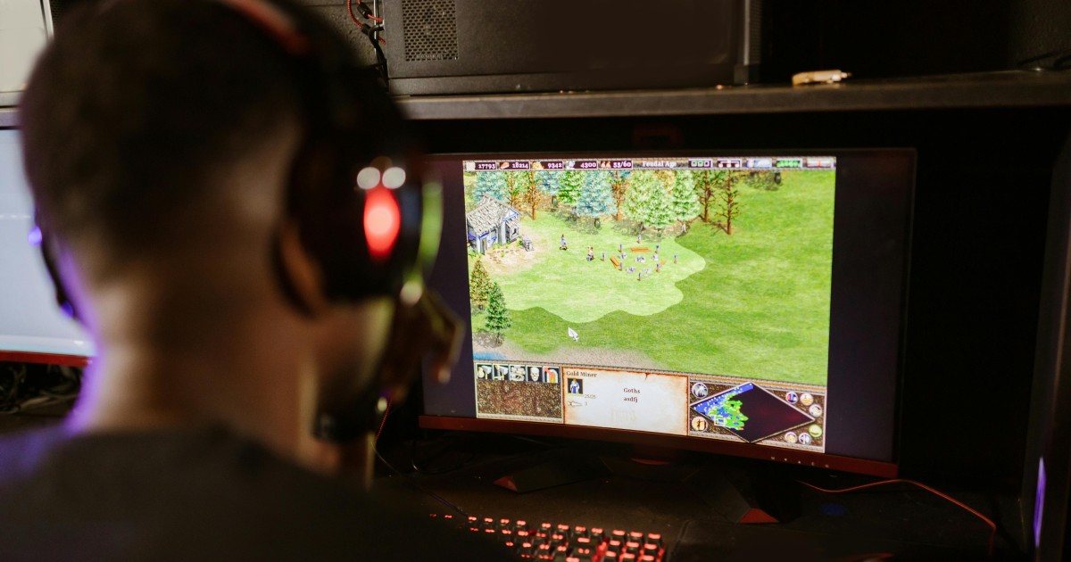 Taiwan college student dies after gaming 4 days without sleep