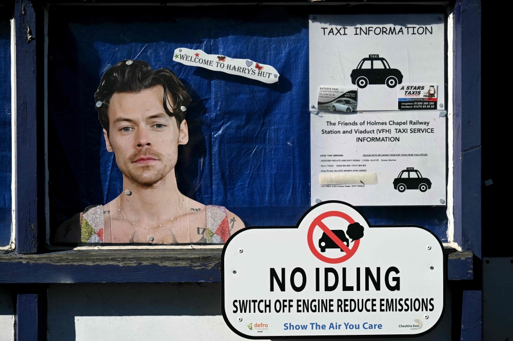 Harry Styles thrills Manchester fans with one-off concert celebrating new album ‘Kiss All The Time’