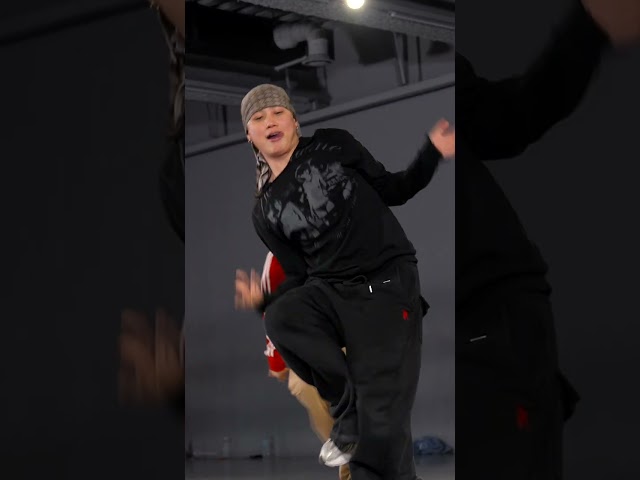 Look at👀✨ @kamel 's move! Amazing!🤩