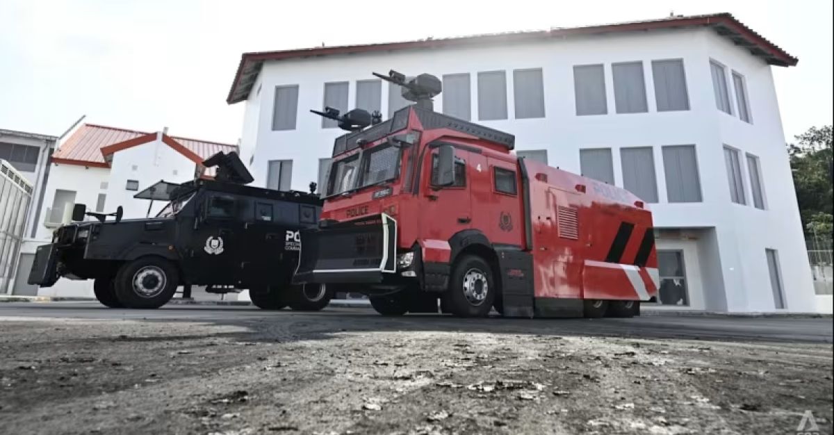 新加坡警方重磅推出新型战术战车与高压水炮车队，实战能力全面升级