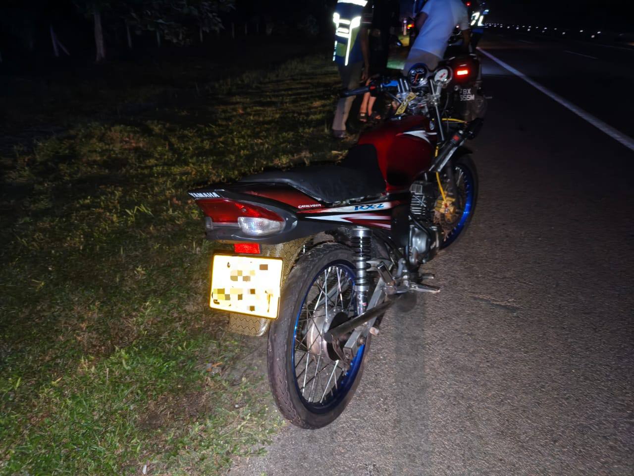 20-Year-old s’porean motorcyclist dies after accident with lorry along ...